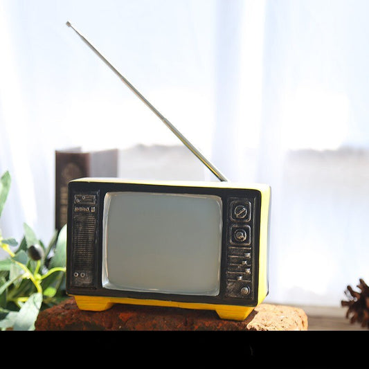 retro resin ornament artwork