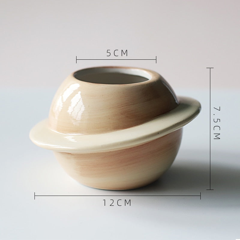 Creative Planet ceramic pot