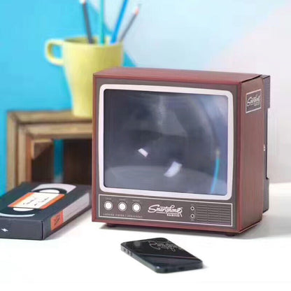 DIY Cardboard Classical TV