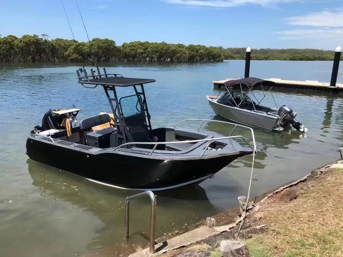 Ecocampor bass boat