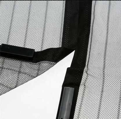 The Magnetic Screen Door Retractable Mesh